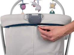 CHICCO Transat Baby Hug 4 In 1 Gletscher -Barbie Store 1292f612c5d246271f61cd63b5a333b3