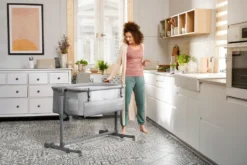 NESTE UP 3 In 1-Beistellbett Von Kinderkraft Beige -Barbie Store 22d36d0dbb939f63e25448c9ce74592e