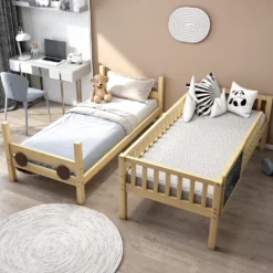 Merax Etagenbett 90x200cm Kinderbett Mit Rechtwinkliger Treppe Und Tafel, Zaun Und Rädern, Stockbett Rahmen Aus Kiefer, Teilbar Zu 2 Einzelbetten, Natur -Barbie Store 336bd73b66401971eca6189ca3677010