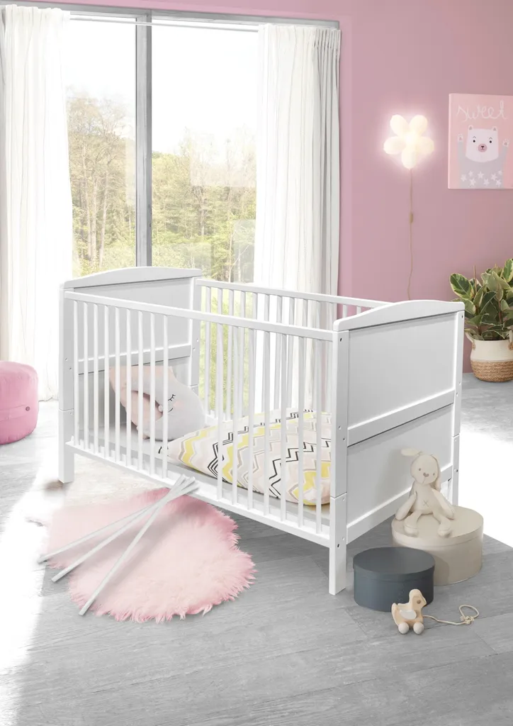 Babybett Maiken Inkl. Lattenrahmen Hvst. + 3 Schlupfsprossen + Umbauseiten Weiß Kiefer Massiv Babyzimmer Bettgestell Gitterbett 4 Babybett Maiken Inkl. Lattenrahmen Hvst. + 3 Schlupfsprossen + Umbauseiten Weiß Kiefer Massiv Babyzimmer Bettgestell Gitterbett – Bild 2