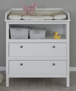 Trendteam Babyzimmer 3-teilige Kombination Ole/Emma Weiß Melamin/WeißNachbildung -Barbie Store 3b1f9040daaf9807f1deb119bf6c6849 1