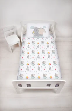 DUMBO Bettwäsche 40x60 + 100x135 Cm ☆ Kinder-Bettwäsche Für Mädchen & Jungen ☆ Disney Dumbo Elefant - 100% Baumwolle -Barbie Store 81695f948e8390510515104e4ed7e750
