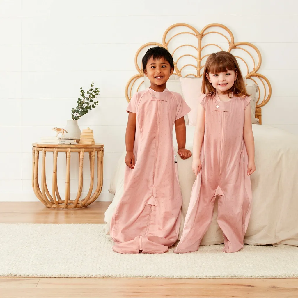 ErgoPouch Schlafsack Baby Mit Füßen 4 Jahreszeiten Für 8-24 Monate - Berries - TOG 1.0 - Babyschlafsack, Pucksack 6 ErgoPouch Schlafsack Baby Mit Füßen 4 Jahreszeiten Für 8-24 Monate - Berries - TOG 1.0 - Babyschlafsack, Pucksack – Bild 4