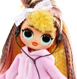 MGA Entertainment 567257E7C L.O.L. Surprise OMG New Theme Series- Doll 3- 80´s B.B. 31 MGA Entertainment 567257E7C L.O.L. Surprise OMG New Theme Series- Doll 3- 80´s B.B. -Barbie Store 8daf404dda1aa0fa3566da01cf812e60