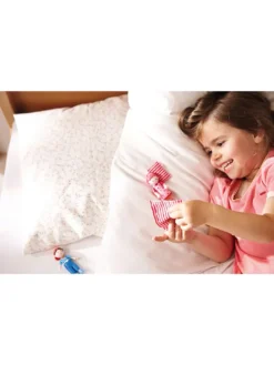 Haba Spielwaren HABA 300513 Little Friends Puppe Mali Puppenhauszubehör Puppenhäuser Zubehör Haba Habermaass Spielzeugknaller -Barbie Store 93531e546e9eed6bbf2bd9452cba7044