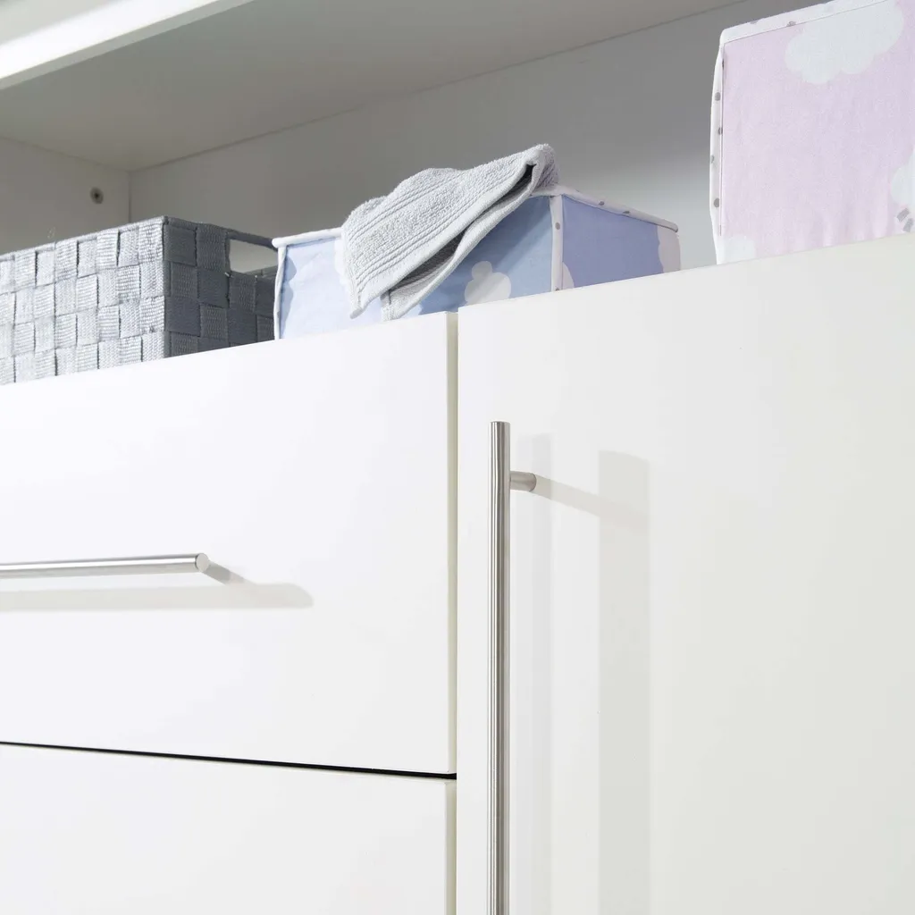 Roba Wickelkommode 'Maren', Mit Abnehmbarem Wickelansatz, Breit, 2 Schubladen, Wickelhöhe 90 Cm 9 Roba Wickelkommode 'Maren', Mit Abnehmbarem Wickelansatz, Breit, 2 Schubladen, Wickelhöhe 90 Cm – Bild 7