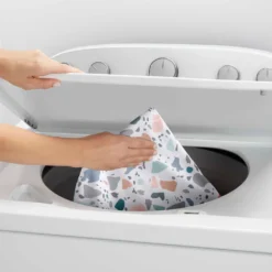 Fisher Price Fisher-Price 3-in-1 Zusammenklappbares Baby-Beistellbettchen, Reisebett & Wiege 12 Fisher Price Fisher-Price 3-in-1 Zusammenklappbares Baby-Beistellbettchen, Reisebett & Wiege -Barbie Store db2016e68d82474f735a3a890f2ef887