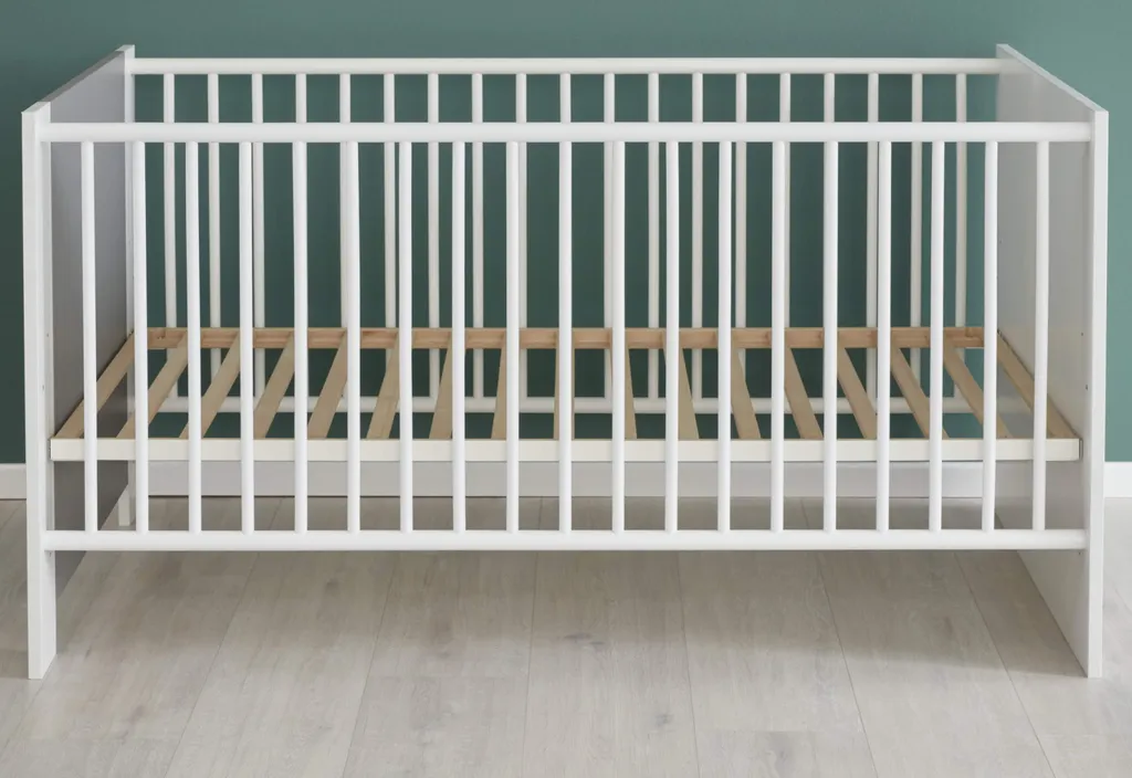 Trendteam Babyzimmer 4-teilige Kombination Pia Weiß Melamin/Lichtgrau Melamin 11 Trendteam Babyzimmer 4-teilige Kombination Pia Weiß Melamin/Lichtgrau Melamin – Bild 9