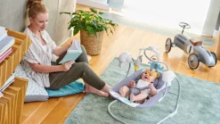 Kinderkraft Babywippe MINKY Rosa -Barbie Store e85bb0f489df8e90371b676041b2a420