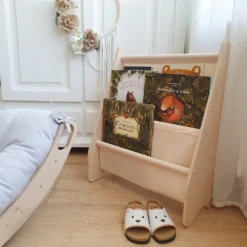 MAMOI® Bücherregal Für Kinder, Bücherkiste Für Kinderzimmer, Book Shelf, Buchregal, Wandregal Kinderregal, Kinderbücherregal, Bücherbank Aus Holz Für Kleinkind, Kindermöbel Für Kleines Kind -Barbie Store f044c7aeaec78f79797b7f9951825d56