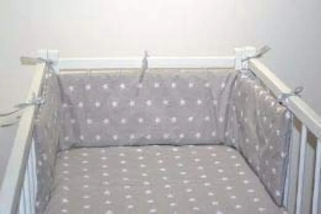 Bettumrandung Babybett Nestchen Umrandungen - Babynest Kopfschutz Für Baby Beistellbett Gitterbett 420 Cm GRAU 7 Bettumrandung Babybett Nestchen Umrandungen - Babynest Kopfschutz Für Baby Beistellbett Gitterbett 420 Cm GRAU – Bild 5